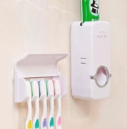 Distributeur automatique de dentifrice